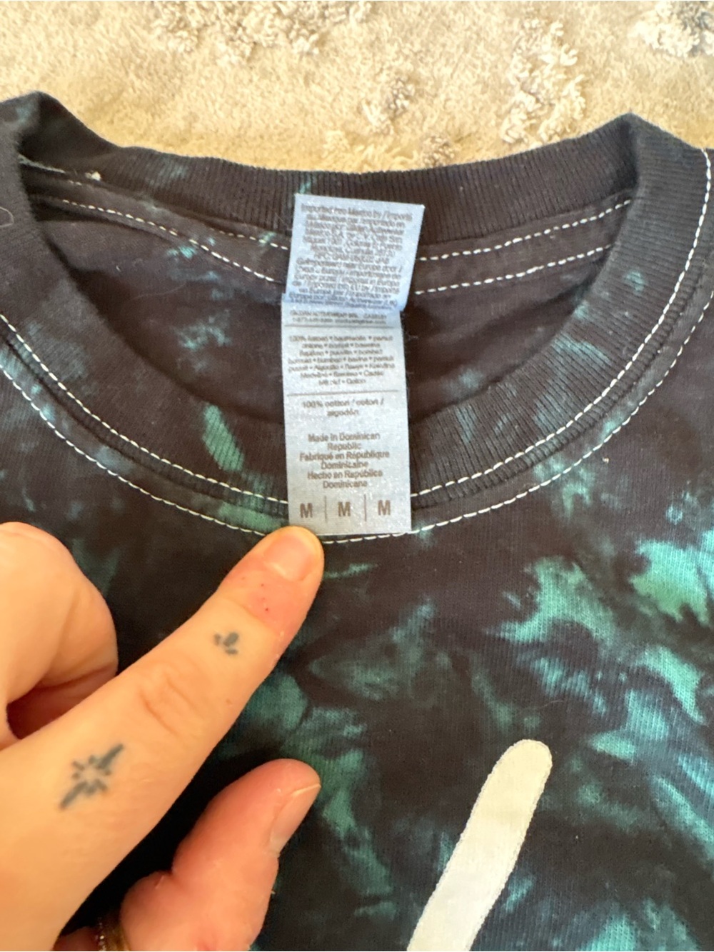 Gildan Green and Black Tie-Dye "Sundays Are For The Birds" Philly T‑Shirt - Picture 3 of 4